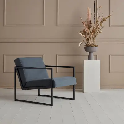 Vikko chair med armstöd