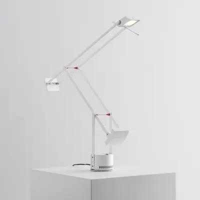 Artemide - Tizio Bordslampa White