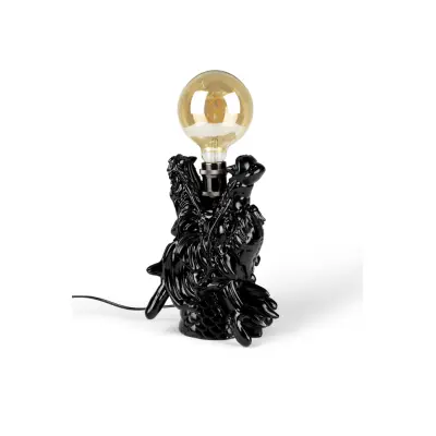 BOLD MONKEY Dragonized Bastard bordslampa - svart harts