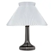 Le Klint Bordslampa 343, rökgrått glas