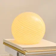 CANDY bordslampa, krämfärgad, Ø 20 cm, glas, E14 – Halo Design - Vardagsrum - Med en ljuskälla