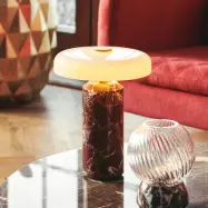 DESIGN BY US - Trip Portable Bordslampa Burgundy
