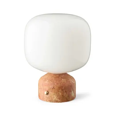 GEJST - Meemo LED-batteridriven bordslampa, marmor amber, glas