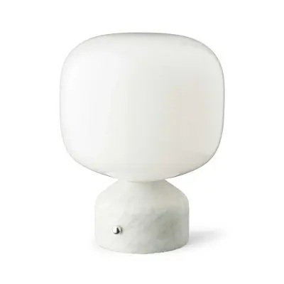 GEJST - Meemo LED-batteridriven bordslampa, marmorvit, glas