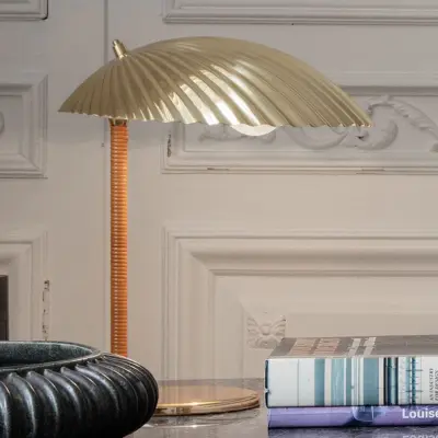 GUBI - 5321 Bordslampa Mässing/Mässing