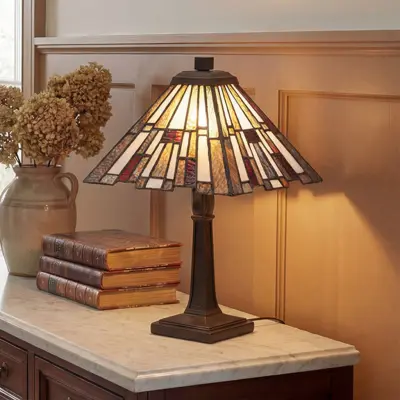 Inglenook bordslampa brons/mångfärgad 37 cm metall/glas – QUOIZEL - Vardagsrum - Tiffany - Med en ljuskälla