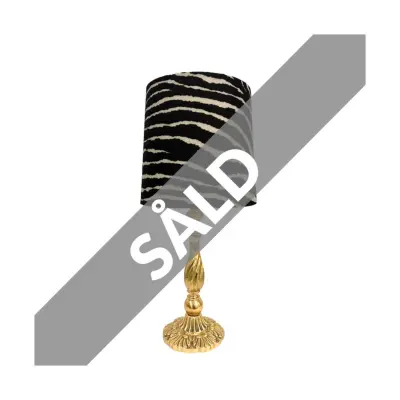 Jamie Lampfot, mässing