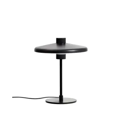KAVE HOME Nuvira bordslampa - svart satinmetall