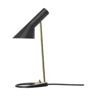 Louis Poulsen AJ MINI bordslampa Brass-black