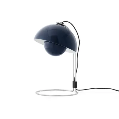 &Tradition - Flowerpot VP4 bordslampa, stålblå, 39 cm