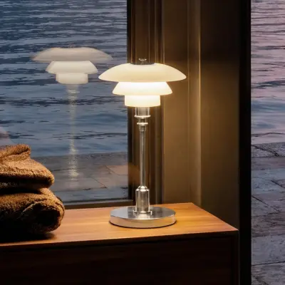 PH 1-1 Bärbar bordslampa, krom, IP44 Louis Poulsen - Vardagsrum - Design - Metall - Med en ljuskälla