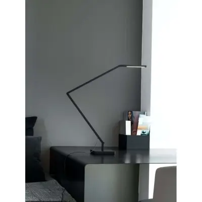 Untitled Linear Bordslampa 3000K Black Nemo Lighting - Arbetsrum / hemkontor - Aluminium