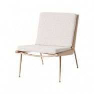 &Tradition Boomerang HM1 fåtölj tyg loop cream, vitoljade ekben