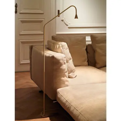 Austere F Golvlampa Vit Trizo21 - Vardagsrum - Mässing