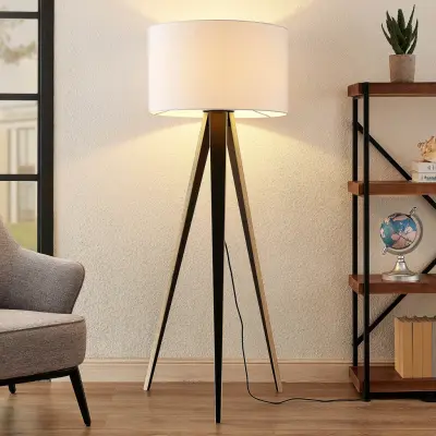 Bodhi Cylinder Tripod Golvlampa White Lucande - Vardagsrum - Skandinavisk - Tyg / textil - Med lampskärm