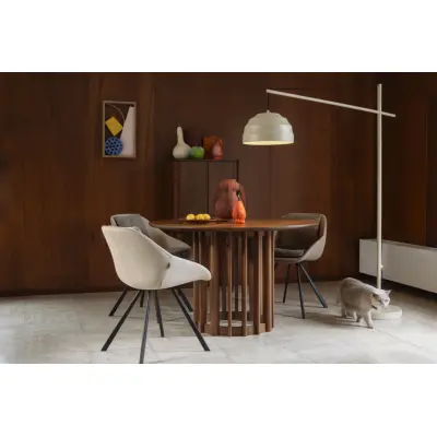 Dutchbone golvlampa Liwa