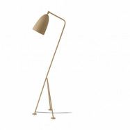 GUBI Gräshoppa golvlampa Olivbrun
