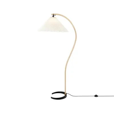 GUBI - Timberline Golvlampa White/Oak/Birch