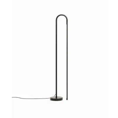KAVE HOME Bow golvlampa - svart aluminium