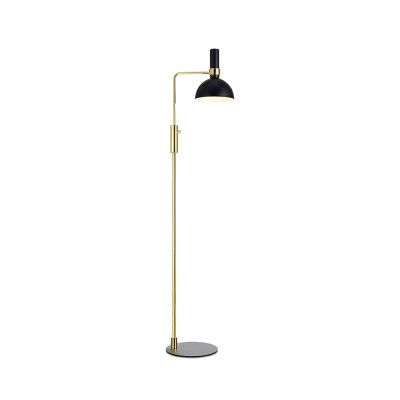 Markslöjd - Larry Golvlampa Black/Brushed Brass