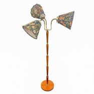 Moa golvlampa, 3-arm trä/mässing