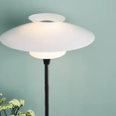 SCANDINAVIA golvlampa, krom/opal, höjd 150 cm – Halo Design - Vardagsrum - Skandinavisk - Glas - Med en ljuskälla