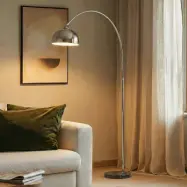 Tonka golvlampa, 185 cm, krom, E27, metall/marmor – Lindby - Vardagsrum - Modern - Med en ljuskälla