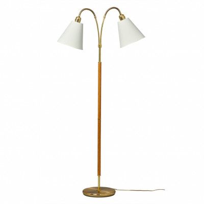 Tullgarn golvlampa tvåarmad, mässing/ek 145cm