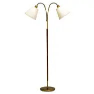 Tullgarn golvlampa tvåarmad, oxid/valnöt 145cm