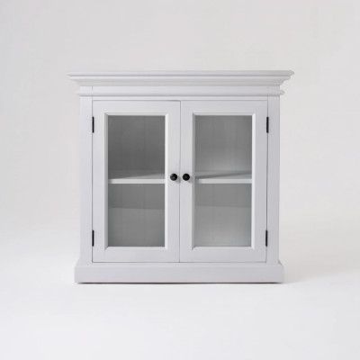 NOVASOLO Halifax utställningsbuffé, w. 2 glasdörrar och 1 hylla - vit mahogny/MDF