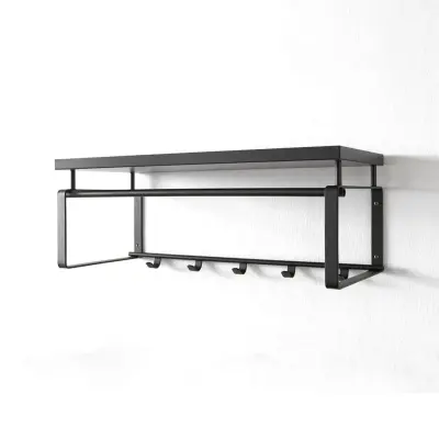 SPINDER DESIGN rektangulär Rex hatthylla, med 5 krokar och hängstång - svart melamin och stål