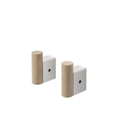 Muuto - Attach Hook Set of 2 Oak/Aluminum