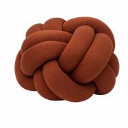 Design House Stockholm Knot kudde XL Ochre
