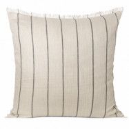 Ferm Living Calm kudde camel-black 78x78 cm