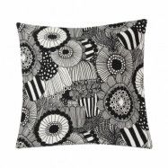 Marimekko Pieni Siirtolapuutarha kuddfodral 50x50 cm off-white-svart