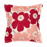 Marimekko Pieni Unikko kuddfodral 50x50 cm Dark cherry-rose