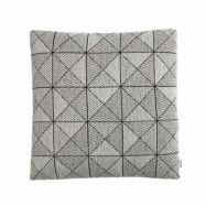 Muuto Tile kudde 45x45 cm svart-vit