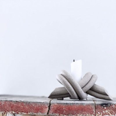 Ljusstake dubbelknut sand