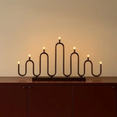 Noel 7-lågig ljusstake 76 cm, brons – Globen Lighting - Skandinavisk - Metall - Med flera ljuskällor