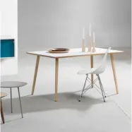 FURBO rektangul&auml;rt matbord - vit laminat och naturlig ek