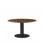 GUBI Gubi 2.0 matbord american walnut, ø130, svart stativ
