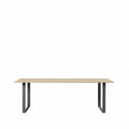 Muuto 70/70 matbord 225x90 cm Oak veneer-Plywood-Black