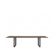 Muuto 70/70 matbord 295x108 cm Solid smoked oak-Black