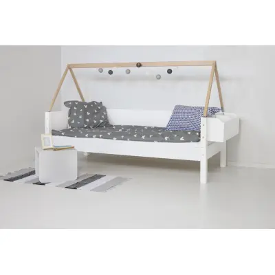 Manis-H Saga House-säng med sängram i bok - 160 cm - 90x160