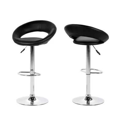 ACT NORDIC Plump barstol - svart konstläder / krom, med gaspatron