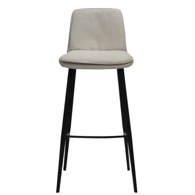 DAN-FORM Fierce Barstol, med Ryggstöd och Fotstöd - Sandfärgat Tyg och Svart Stål