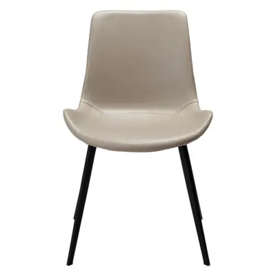 DAN-FORM Hype matbordsstol - kashmir konstläder och svart stål