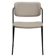 DAN-FORM Zed matbordsstol, med armstödökensandtyg och svart metall