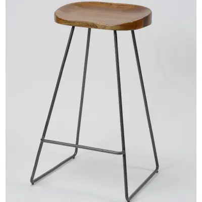 FURBO barstol - massivt akaciaträ och metall, med fotstöd