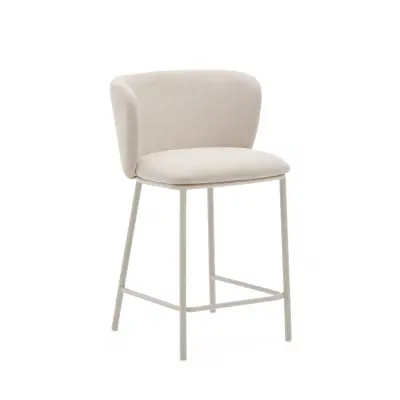 KAVE HOME Ciselia barstol, med ryggstöd och fotstöd - beige chenille och beige stål (H:65cm)